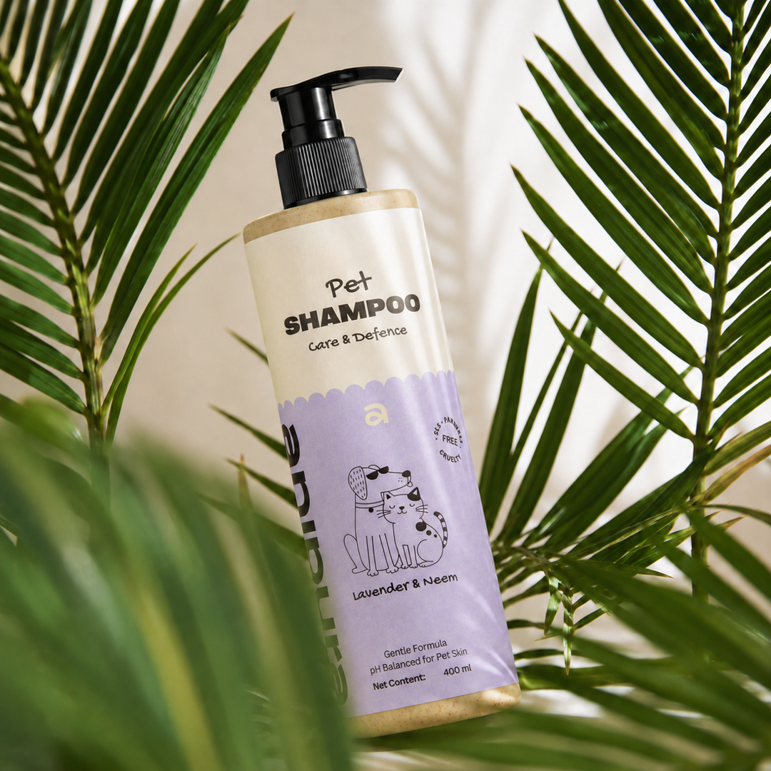 ANIPURA Pet Shampoo Lavender & Neem among palm leaves